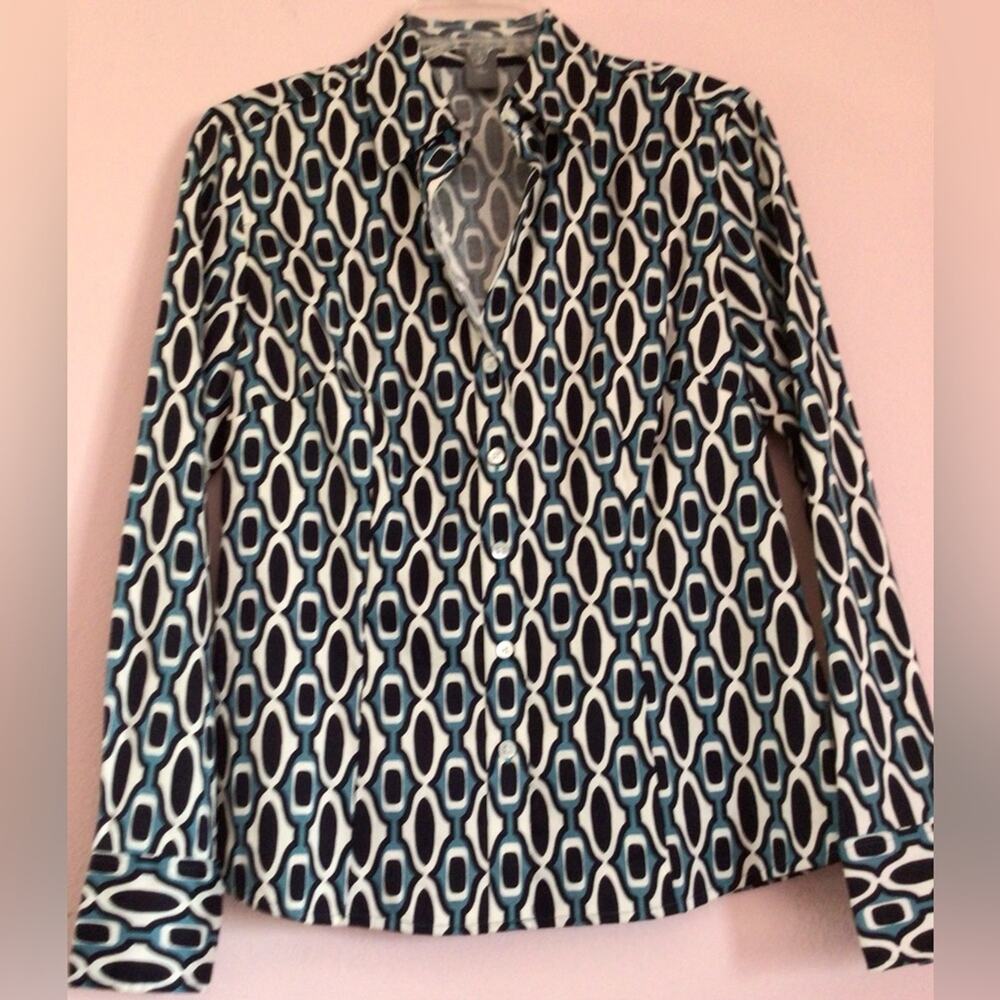 Ann Taylor button down blouse size 6